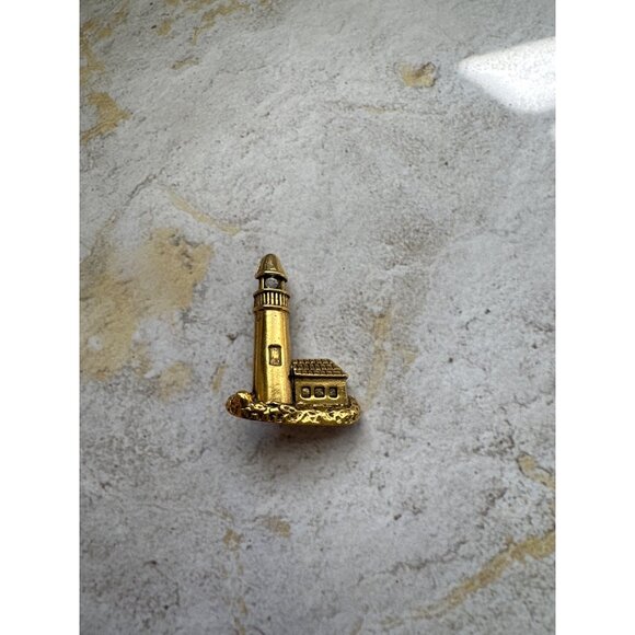 Vintage Gold-Tone Lighthouse Lapel Pin Brooch With Textured Detailing - Picture 1 of 5